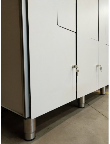 Pied en inox